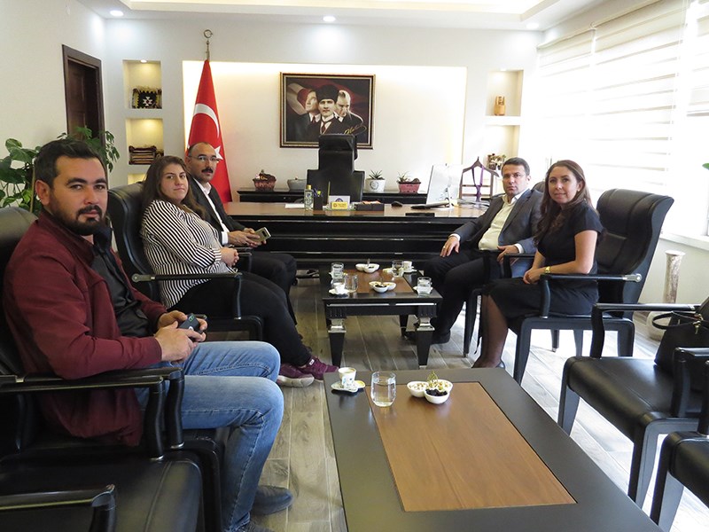 Çukurca Belediye Başkanı Ensar Dündar, İlçemiz Kaymakam Ömer Çimşit i Makamında ziyaret etti.