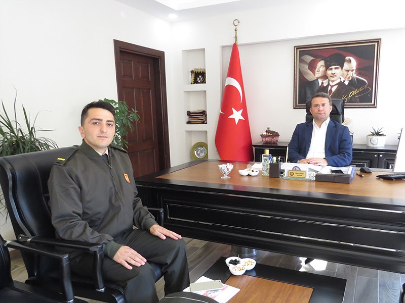 Askerlik Şubesi Başkanlığına atanan Personel Asteğmen Tuncay Kaplan ın Makam Ziyareti.