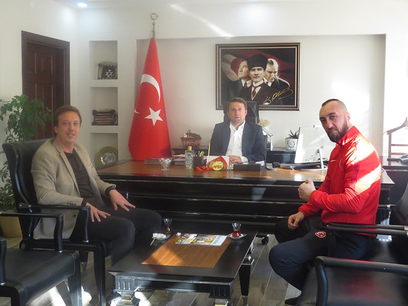 Korkuteli Belediyesporun Kafes Dövüşü MMA sporcusu Yıldırım Çakar ın ziyareti.