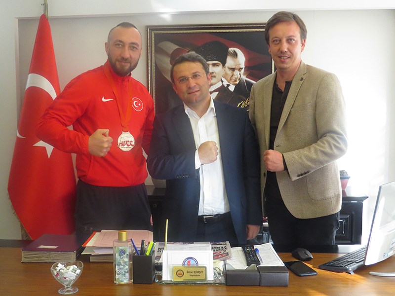 Korkuteli Belediyesporun Kafes Dövüşü MMA sporcusu Yıldırım Çakar ın ziyareti.