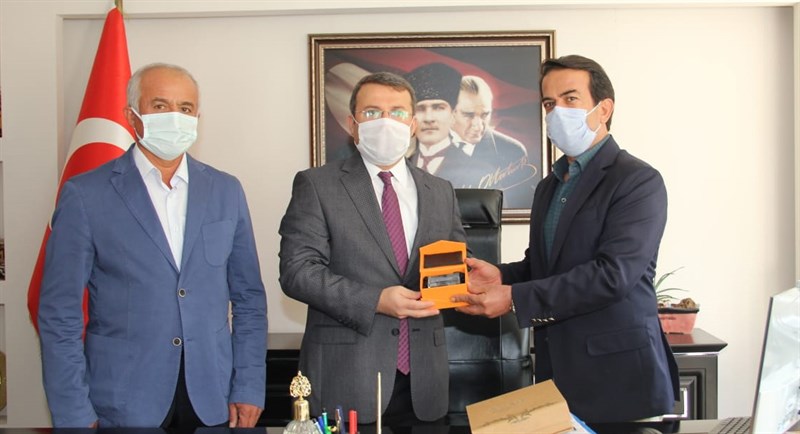 Antalya Ticaret Borsası Başkanı Ali Çandır İlçe Kaymakamı Çimşit i Makamında Ziyaret