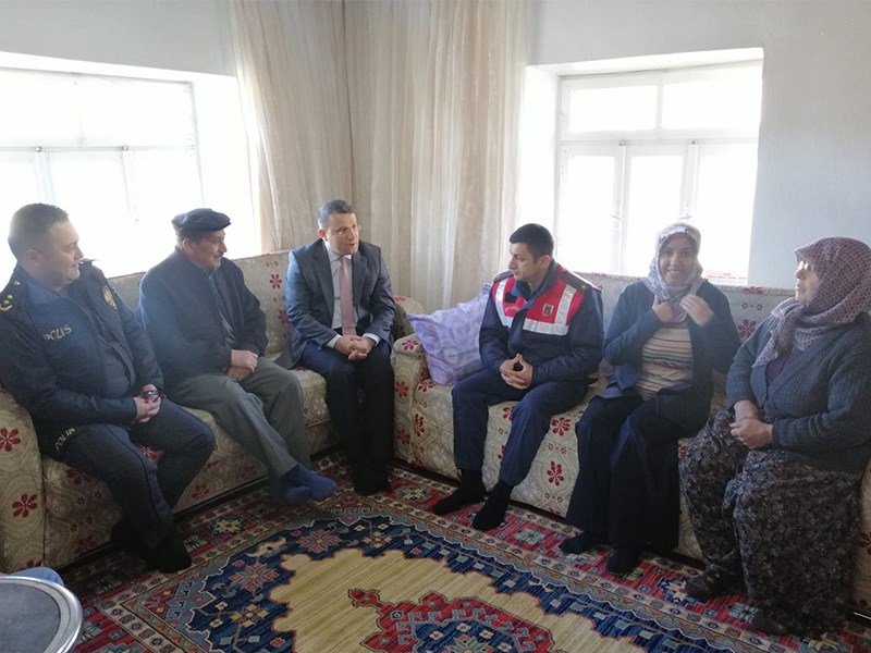 18 Mart Şehitler Günü kapsamında Şehit ailelerine ziyaret.